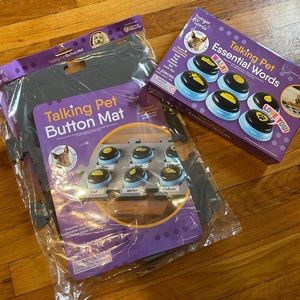 Buttons to train dogs